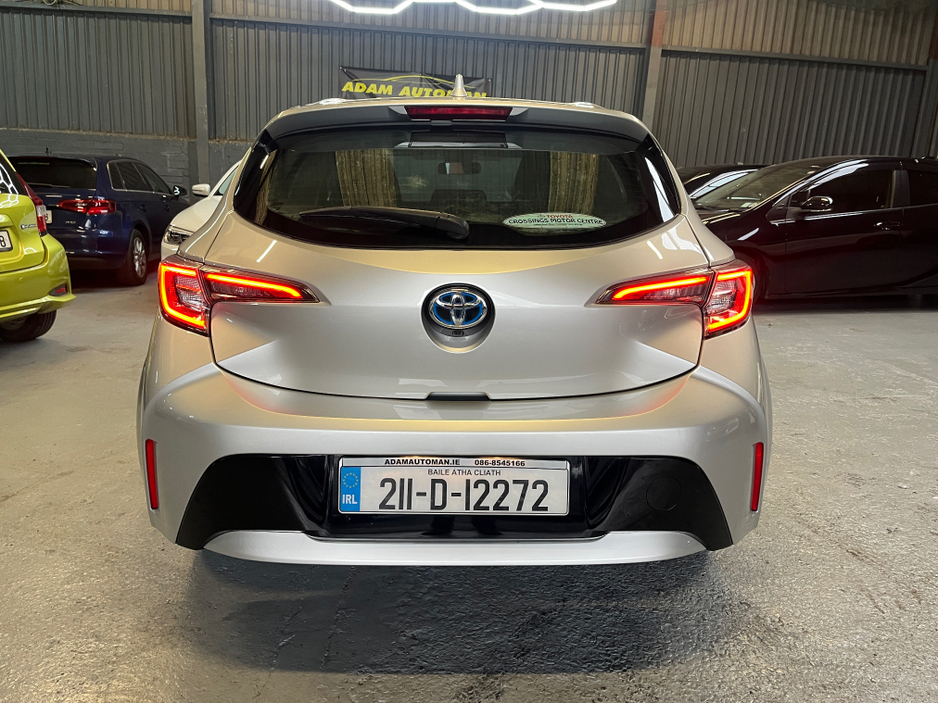 2021 Toyota Celsior HYBRID LUNA H/B AUTO 4DR €24,500