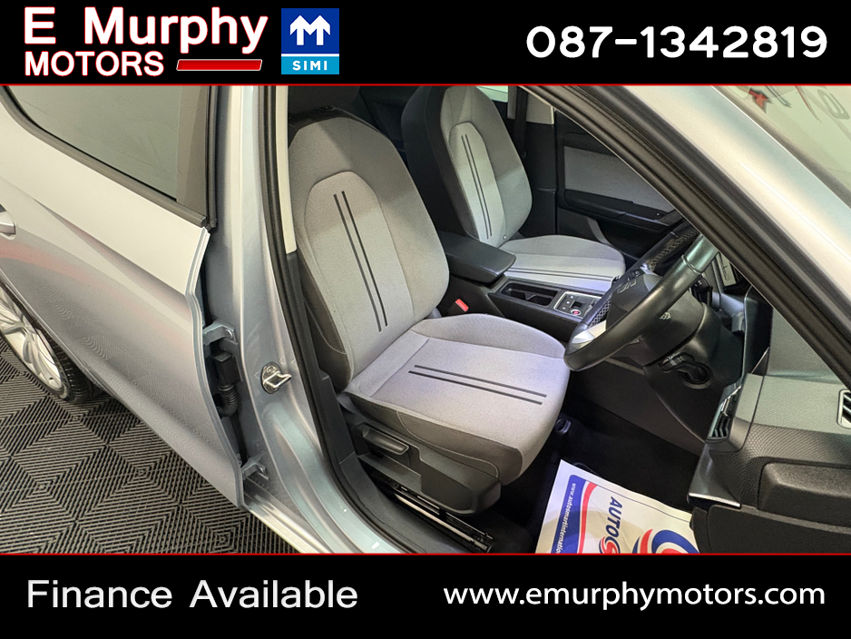 2022 SEAT Leon - image 9