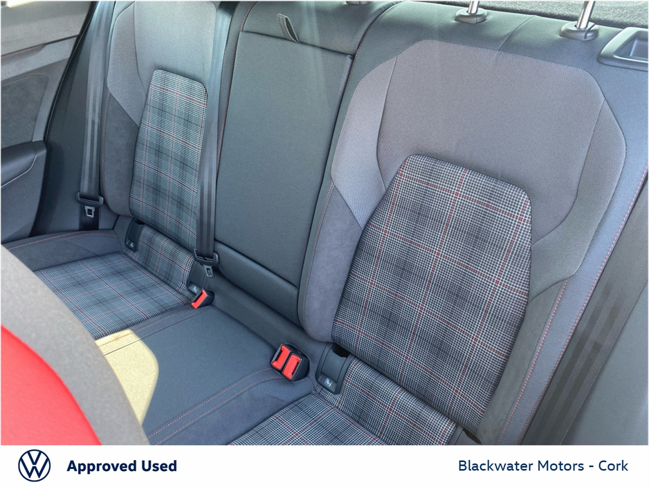 2026 Volkswagen Golf - image 25