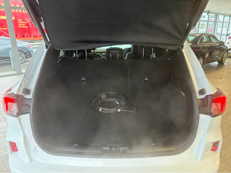 2022 Ford Kuga ST LINE X PHEV PAN ROOF €25,900