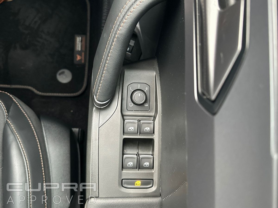 2023 Cupra Formentor *AUTO* e-Hybrid 204hp DSG €32,995