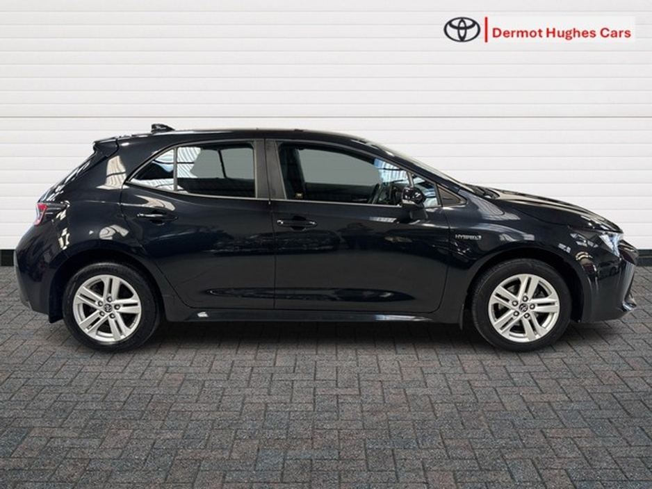 2020 Toyota Corolla HYBRID LUNA H/B AUTO €21,495