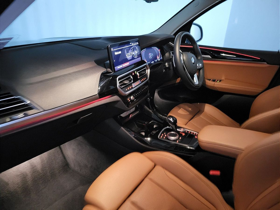 2024 BMW X3 - image 12