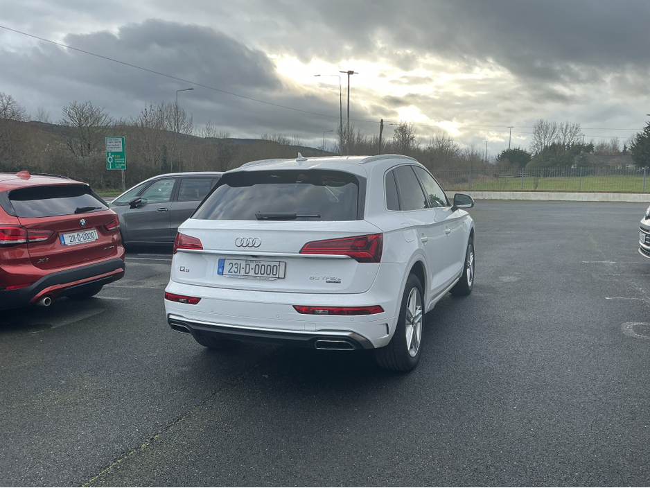 2023 Audi Q5 - image 8