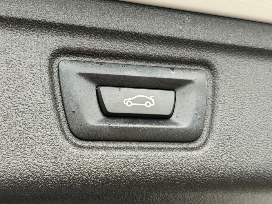 2020 BMW 3 Series 330E M-SPORT TOURING 292 BHP €25,950