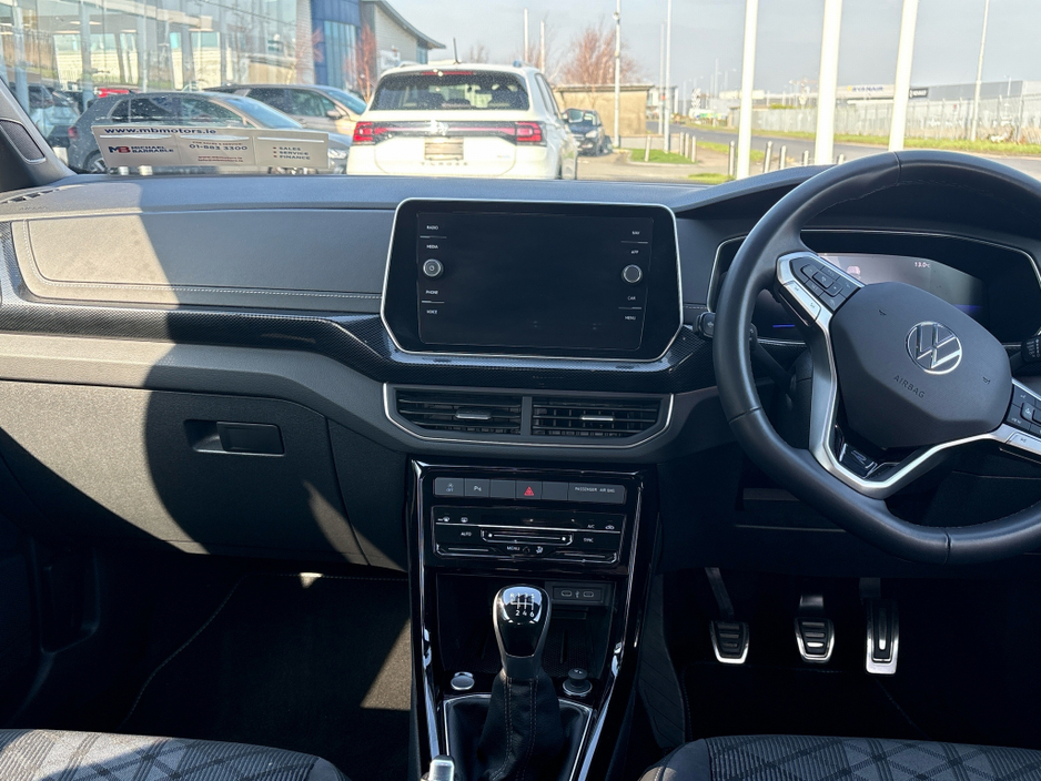 2025 Volkswagen T-Cross - image 8