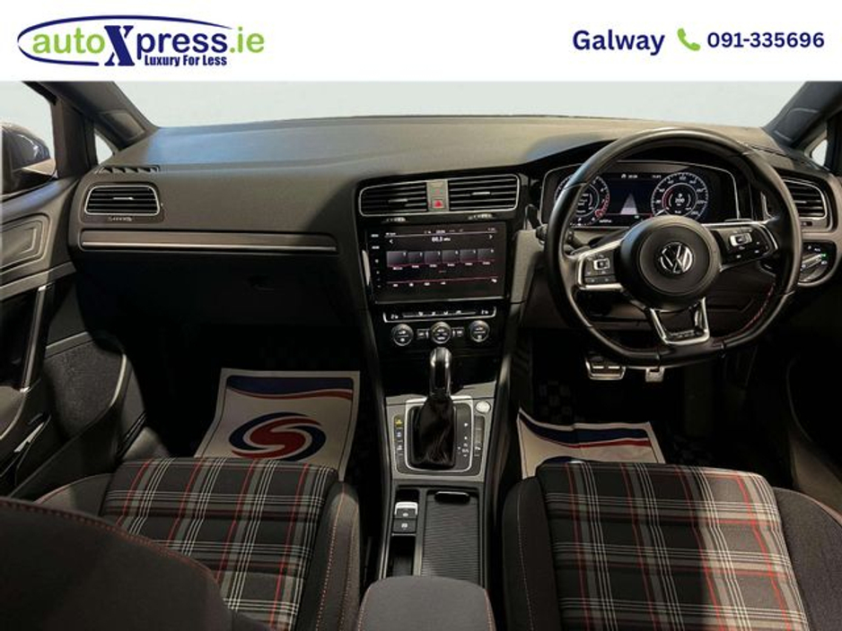 2019 Volkswagen Golf - image 12