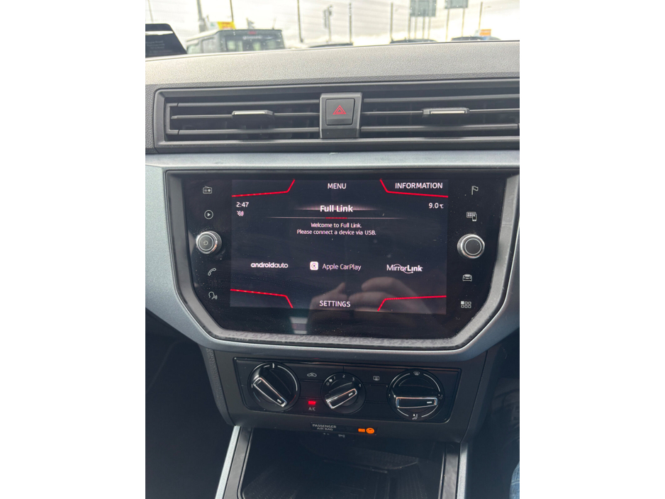 2019 SEAT Arona - image 11