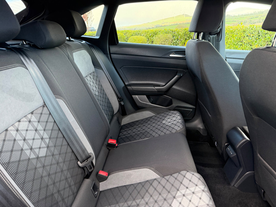 2024 Volkswagen Taigo - image 14