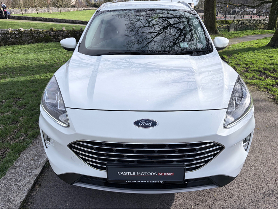 2021 Ford Kuga - image 7