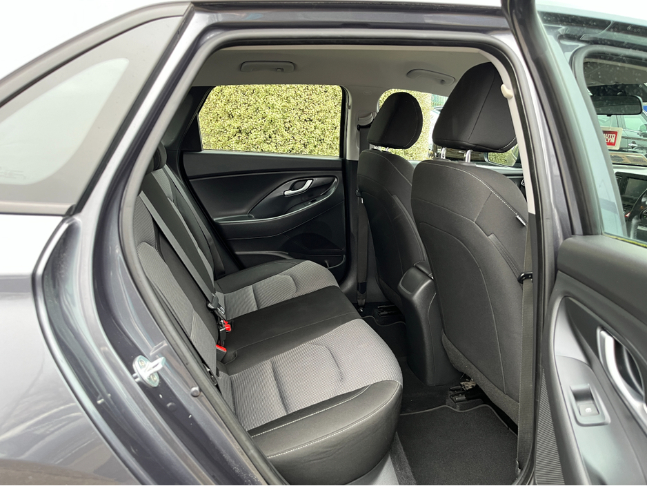 2019 Hyundai i30 - image 9