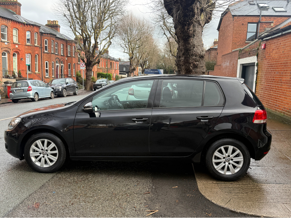 2012 Volkswagen Golf 1.2tsi Automatic, Only 66kms! New Nct 02/2026, Bluetooth, Apple Car Play, Android Auto, Reversing Camera 5 Door, Immaculate Condition, A/C, Alloys, Service & Warranty Included, SIMI Dealer, €9,950