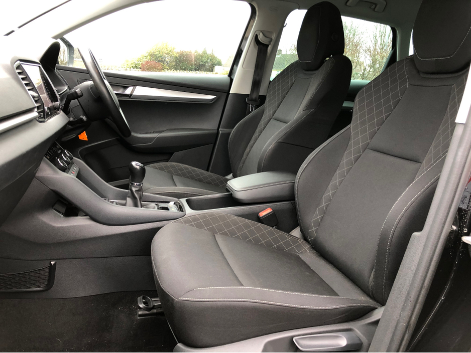 2019 Skoda Karoq - image 12