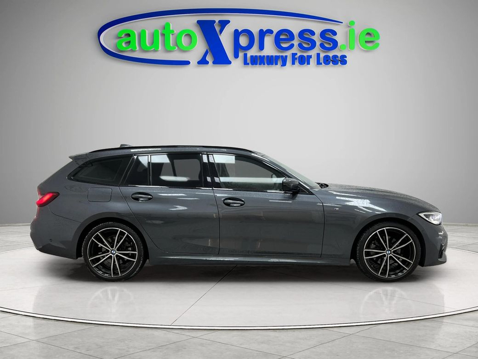 2021 BMW 3 Series - image 5