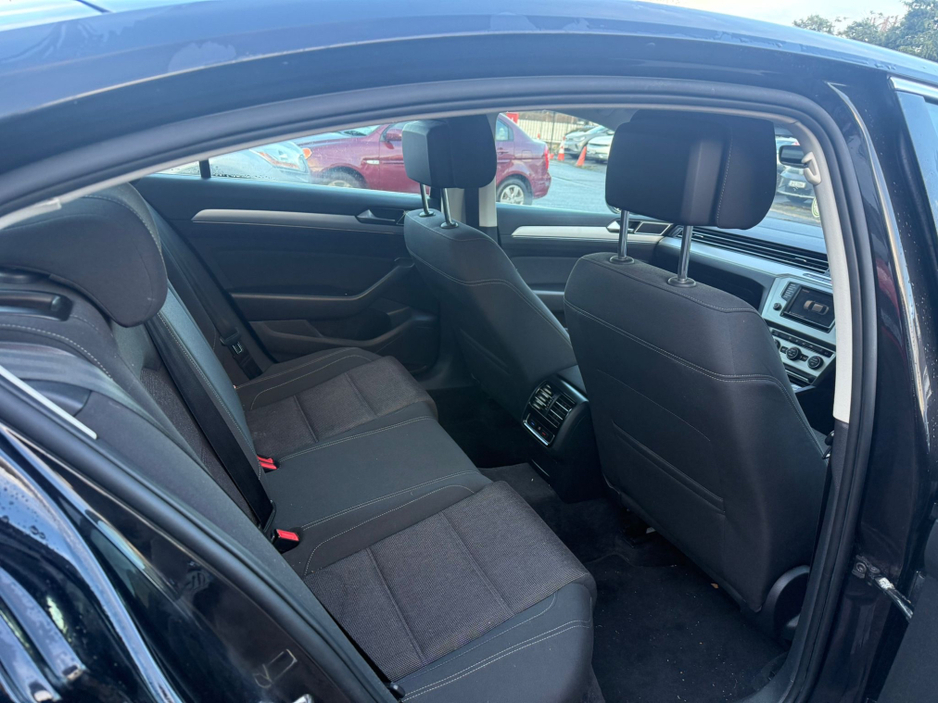 2015 Volkswagen Passat COMFORTLINE 1.6 TDI MANUAL 6SPEED FWD 120HP 4DR €9,990