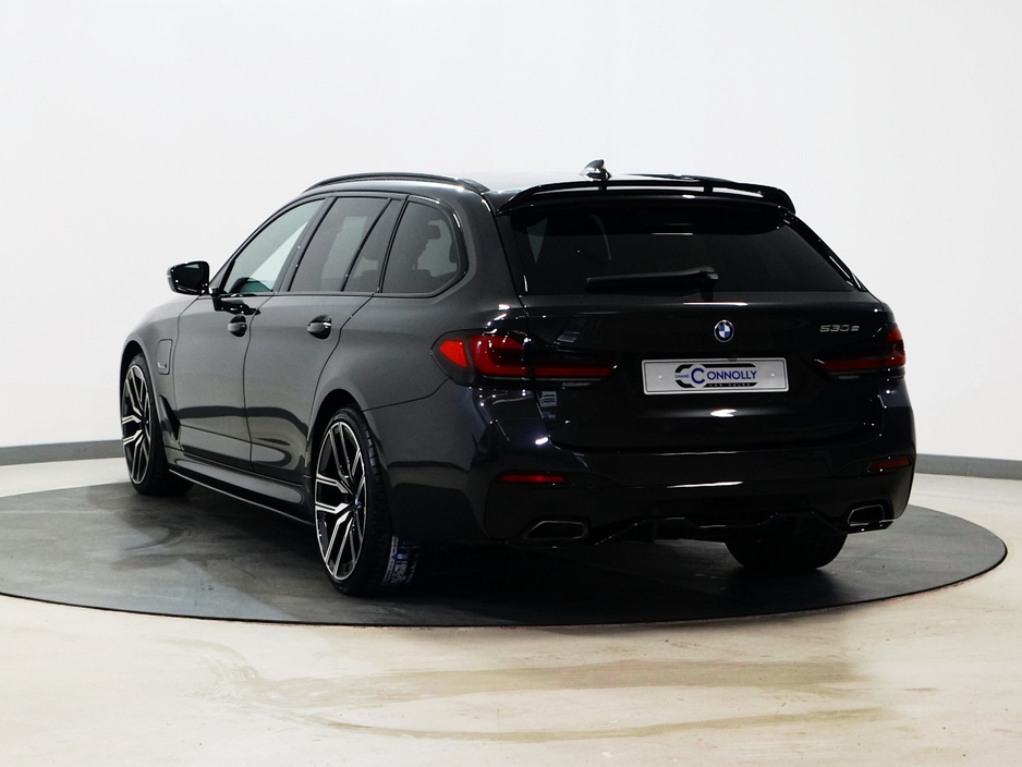 2022 BMW 5 Series *109* M SPORT AUTO €35,800