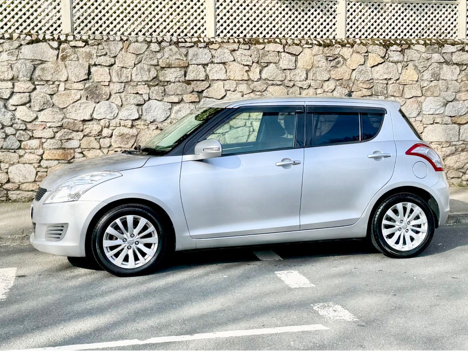2013 Suzuki Swift - image 4