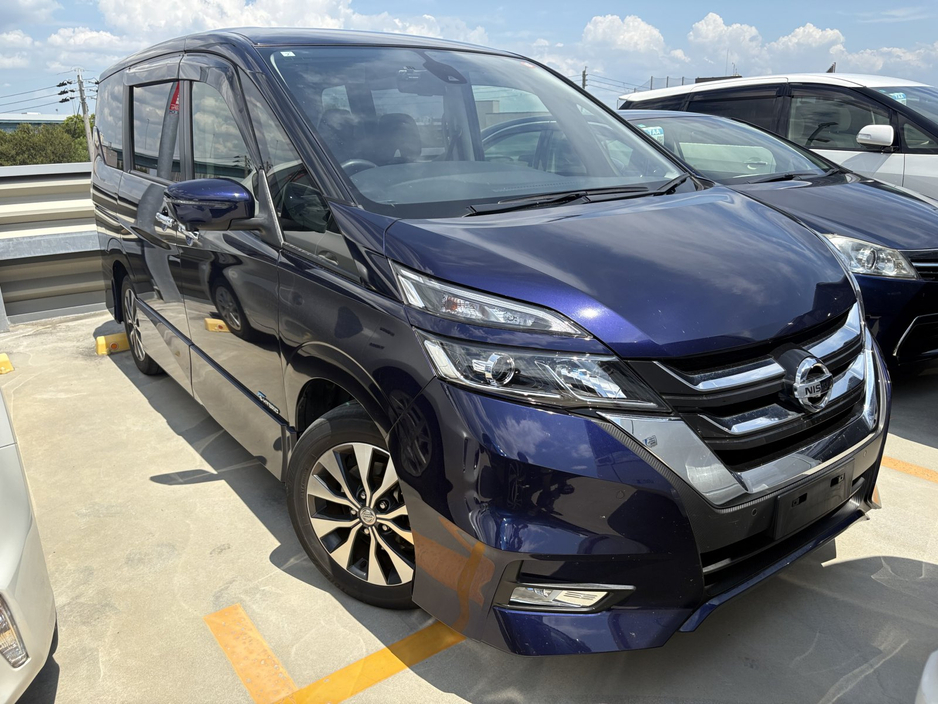 2017 Nissan Serena 8 SEATER HIGHWAYSTAR AUTOMATIC HYBRID 2.0 PETROL //HEATED SEATS//REVERSE CAMERA//POWER SLIDING DOORS//KEYLESS ENTRY//ADAPTIVE CRUISE CONTROL//