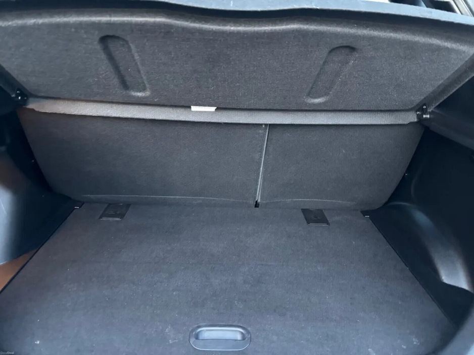 2020 Hyundai ix20 - image 14