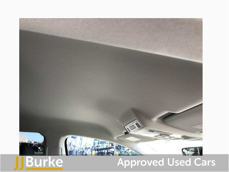 2022 Volkswagen T-Cross - image 20