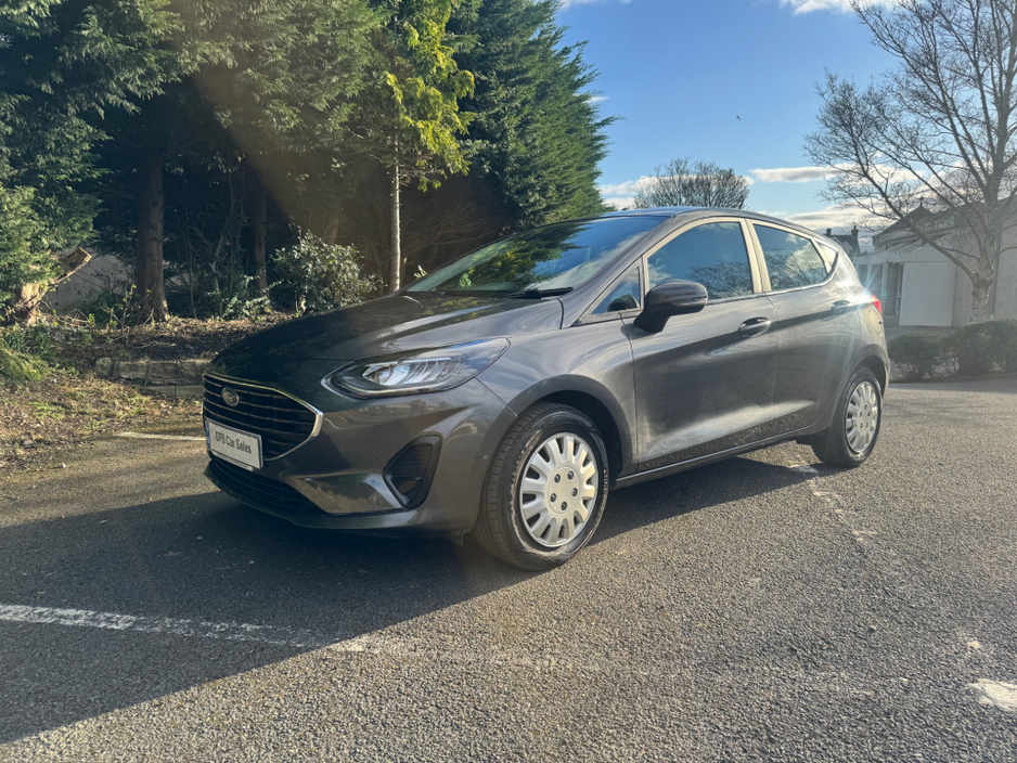 2022 Ford Fiesta - image 10