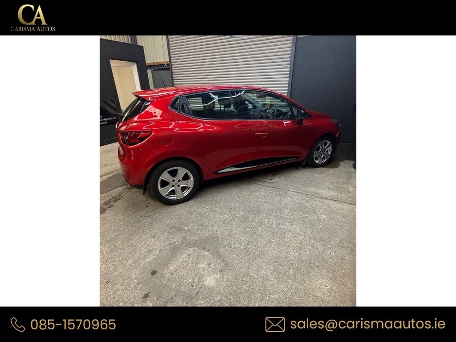 2015 Renault Clio - image 8