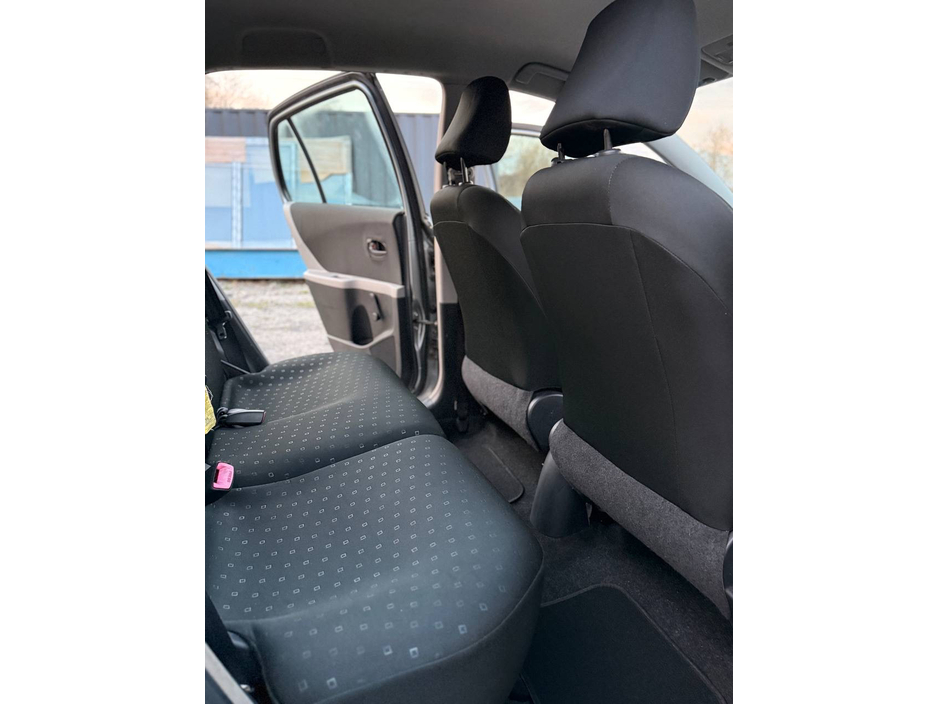 2007 Toyota Yaris - image 26