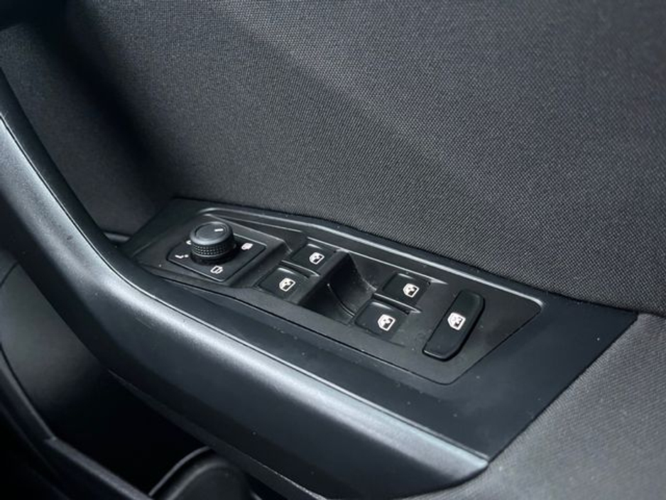 2024 Volkswagen T-Roc Spec ED 1.0tsi M6F 116HP