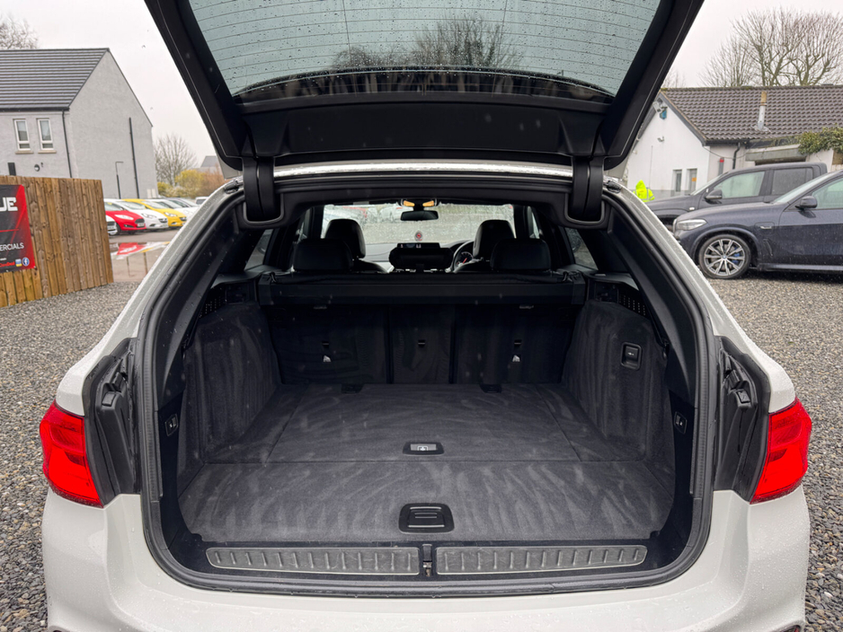 2019 BMW 5 Series  €27,950
