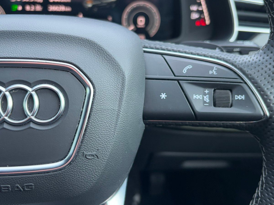 2022 Audi Q7 55 TFSIe S-LINE PHEV FACTORY ELECTRIC TOW BAR €59,995