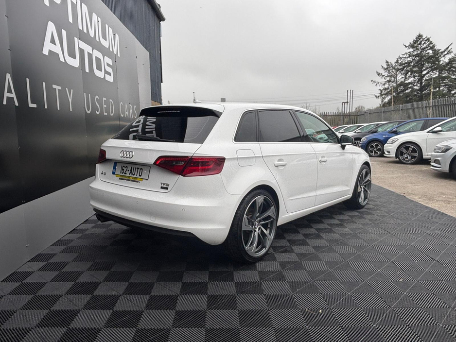 2016 Audi A3 - image 2