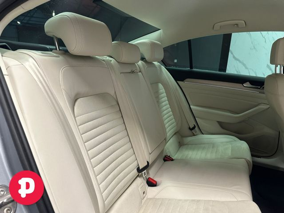 2018 Volkswagen Passat Highline 1.6TDI 120HP 4DR - Straight Sale Discount €19,950