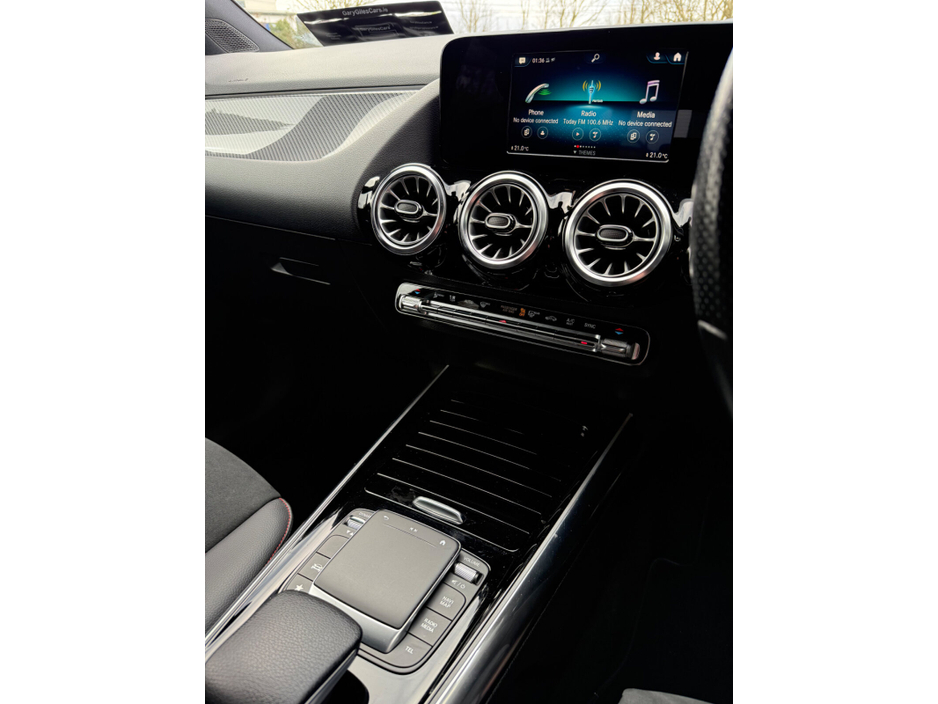 2021 Mercedes-Benz GLA Class - image 12