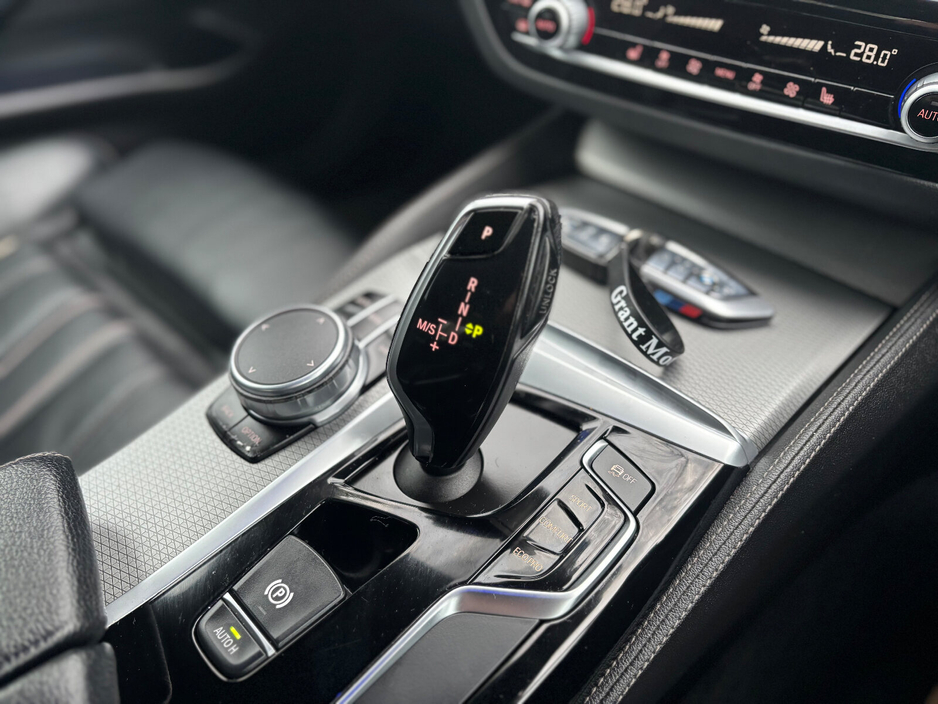 2017 BMW 5 Series 520d M Sport Auto €20,998