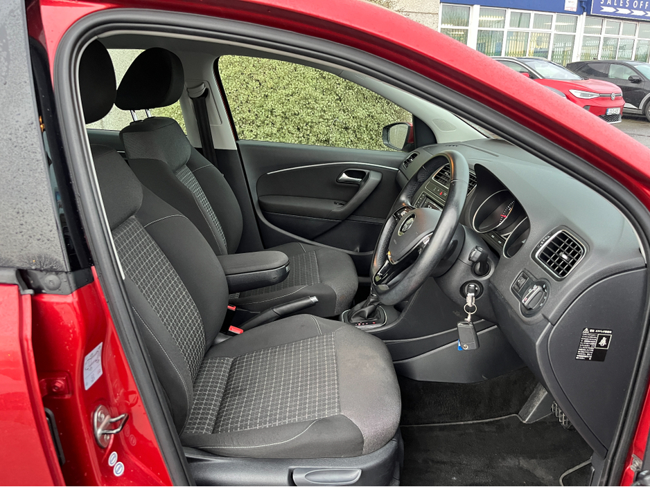 2015 Volkswagen Polo AUTOMATIC 1.2 PETROL //HIGH SPEC//LOW MILES//REVERSE CAMERA//ADAPTIVE CRUISE CONTROL// €10,950