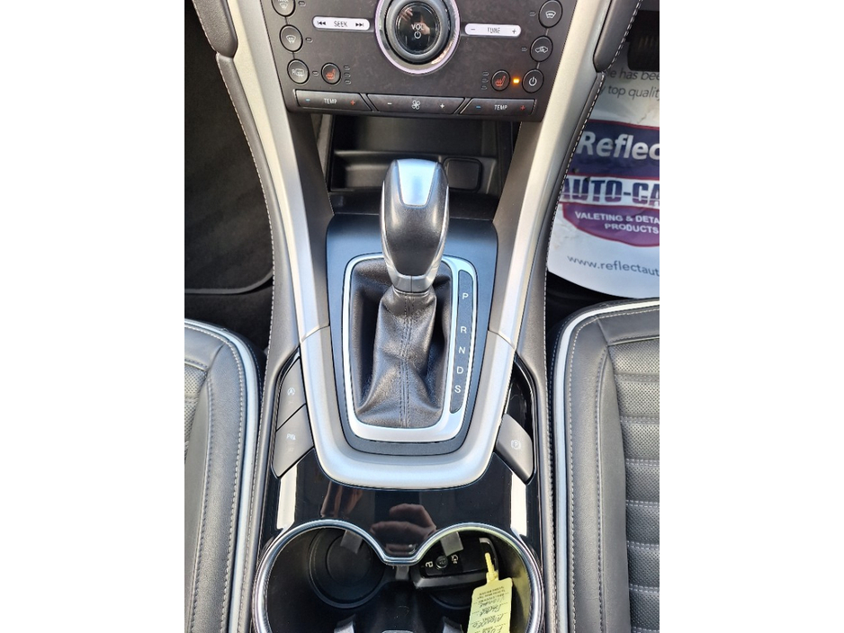 2018 Ford Mondeo - image 12