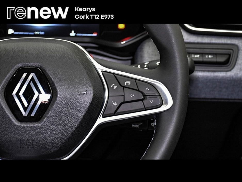 2025 Renault Clio - image 16