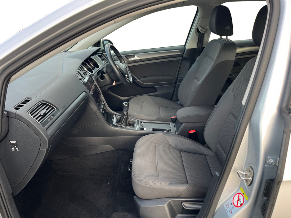 2019 Volkswagen Golf CL 1.6 TDI MANUAL 5SPEED 5DR 115HP 5 €18,900