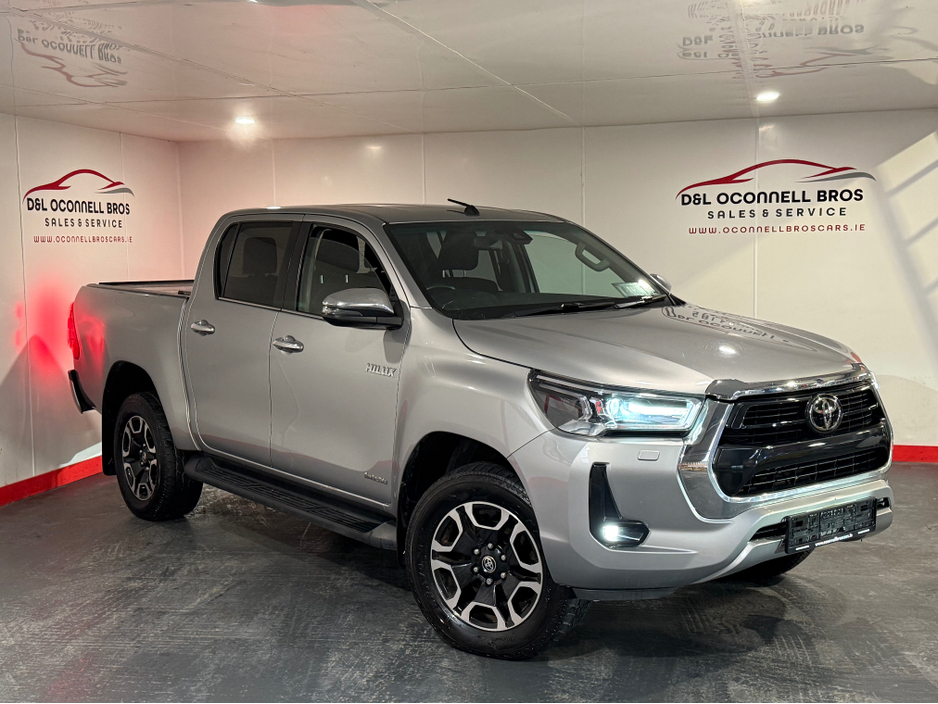 2021 Toyota Hilux INVINCIBLE D-4D 4WD DCB