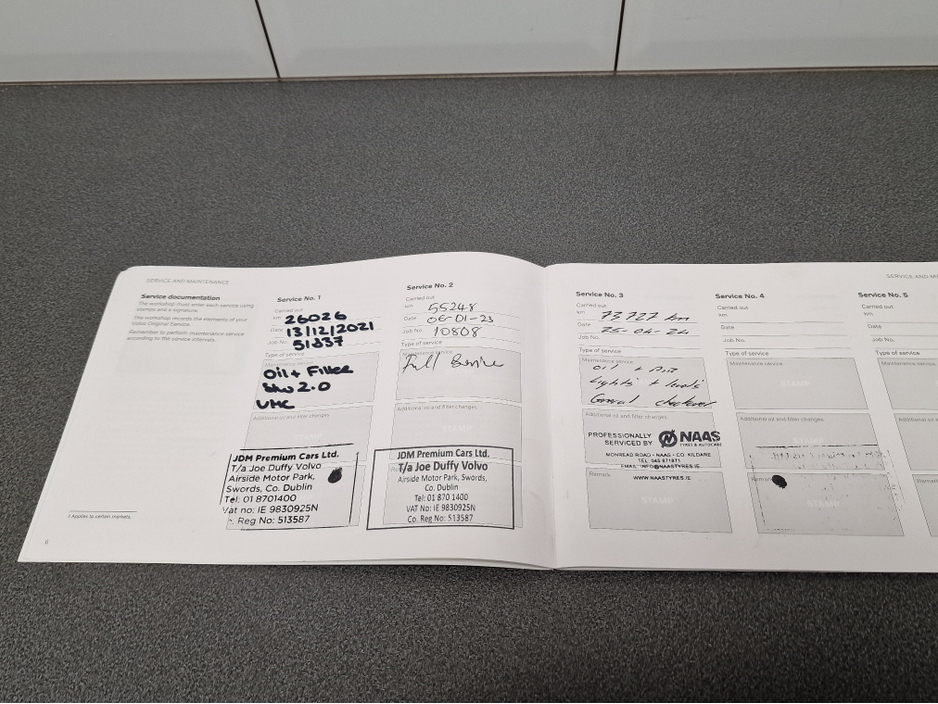 2021 Volvo XC40 - image 36