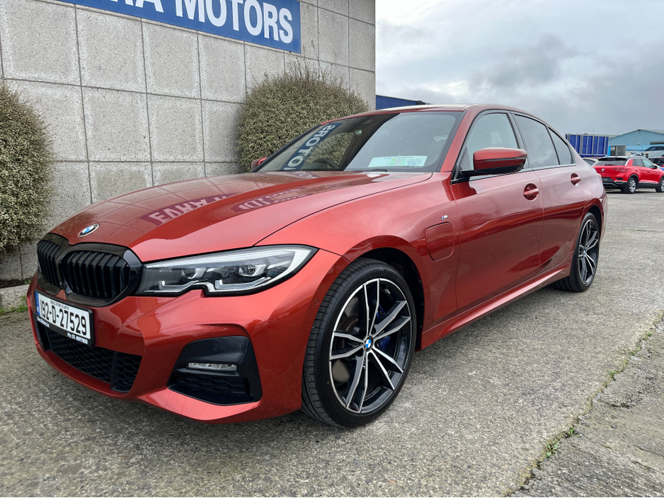 2019 BMW 3 Series - image 5