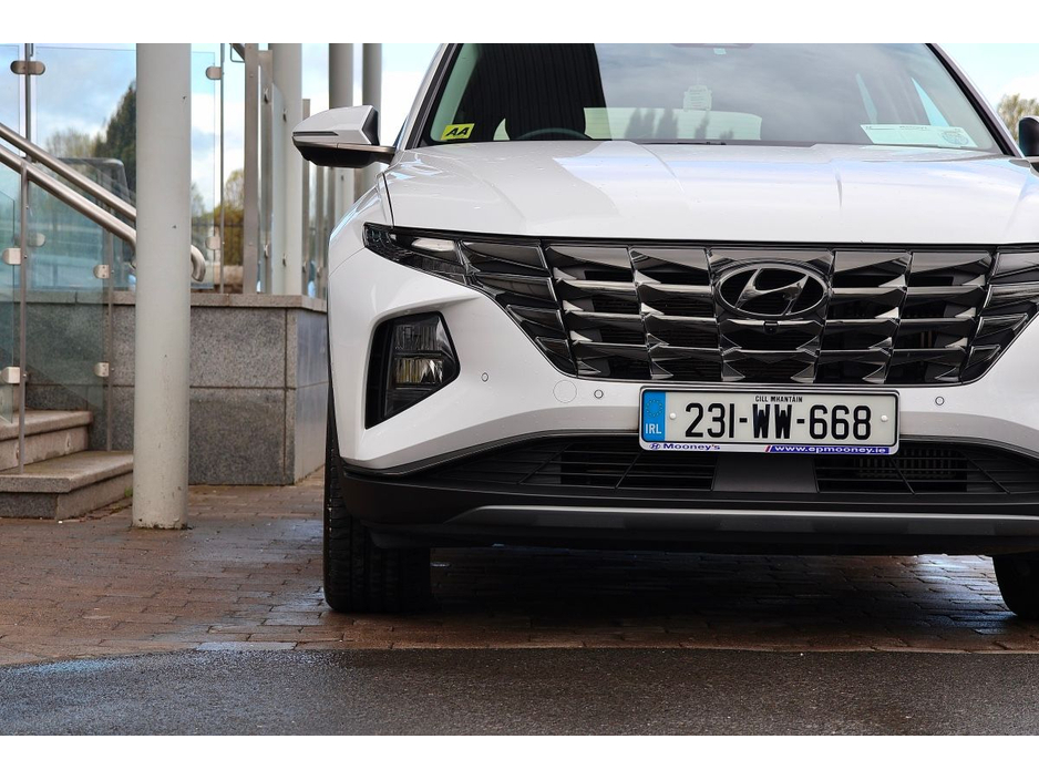 2023 Hyundai Tucson - image 3