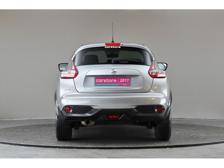 2017 Nissan Juke - image 8