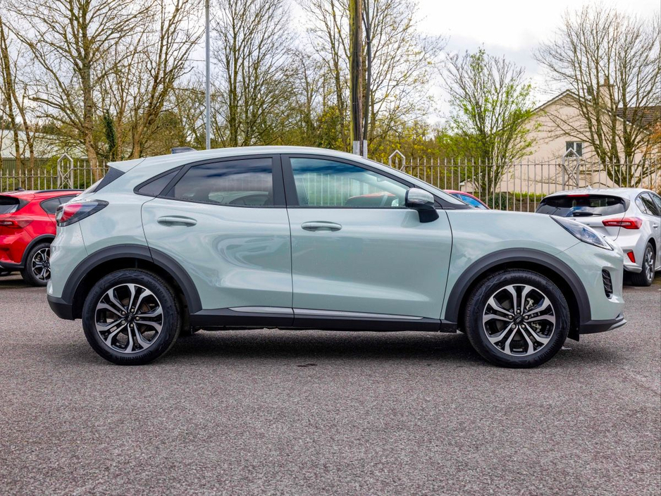 2025 Ford Puma - image 8