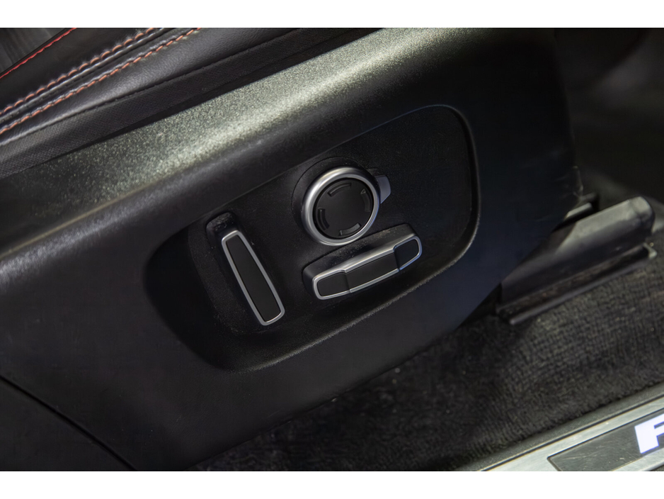 2021 Land Rover Discovery Sport 1.5 I3 PHEV 300 PS AWD R-Dynamic HSEAuto €33,950