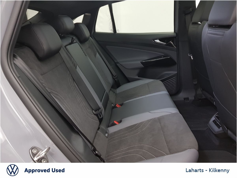 2023 Volkswagen ID.5 FAMILY 77KWH 174HP PRO €32,950