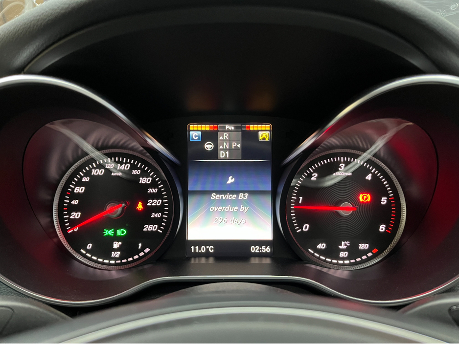 2017 Mercedes-Benz C Class €21950! 2017 MERCEDES-BENZ C220D AVANTGARDE 2.2 AUTOMATIC / CRUISE CONTROL / REVERSE CAMERA / ELCTRIC MEMORY & HEATED SEATS / PADDLE SHIFTERS / AMBIENT LIGHTS €21,950