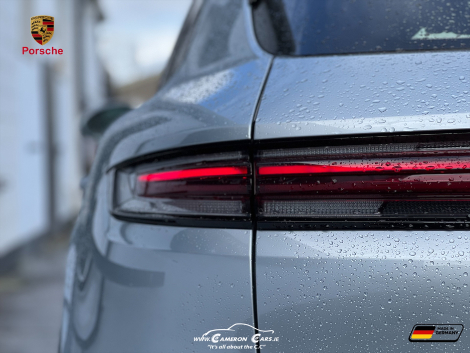 2024 Porsche Cayenne - image 21