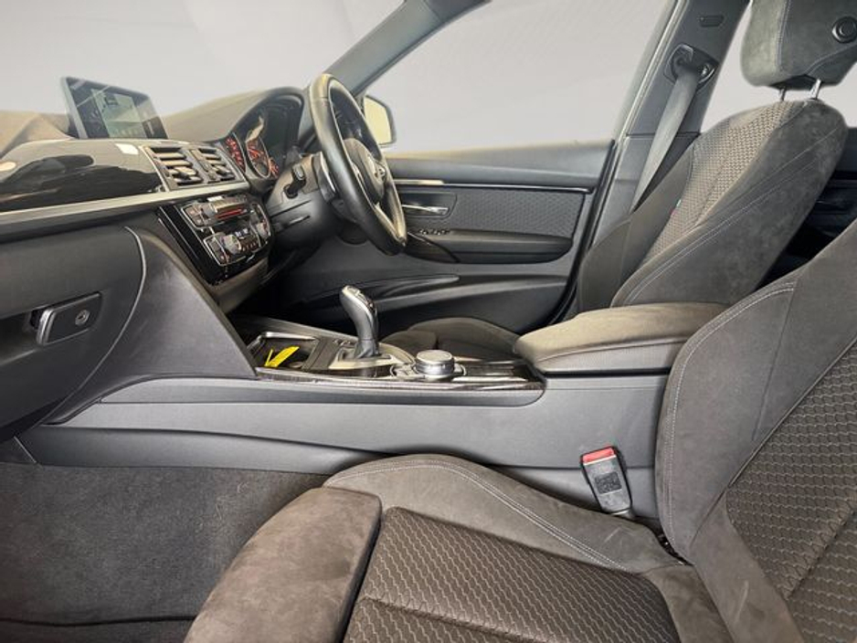 2016 BMW 3 Series 320d M Sport Auto €18,495