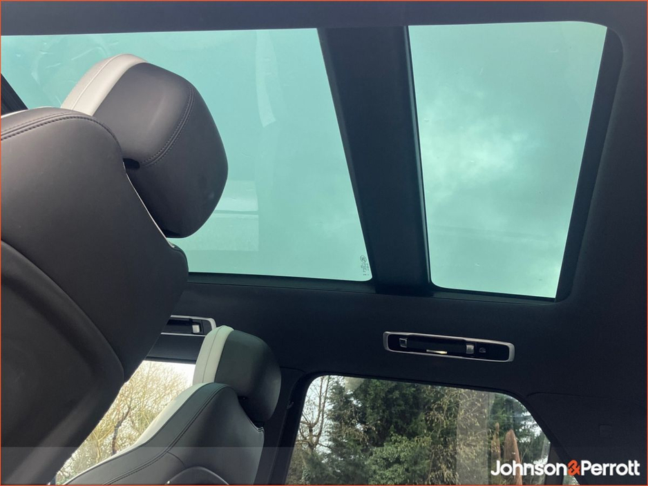 2024 Land Rover Range Rover Sport SWB 3.0 I6 PHEV SE (Land Rover Warranty until 2029) €104,900